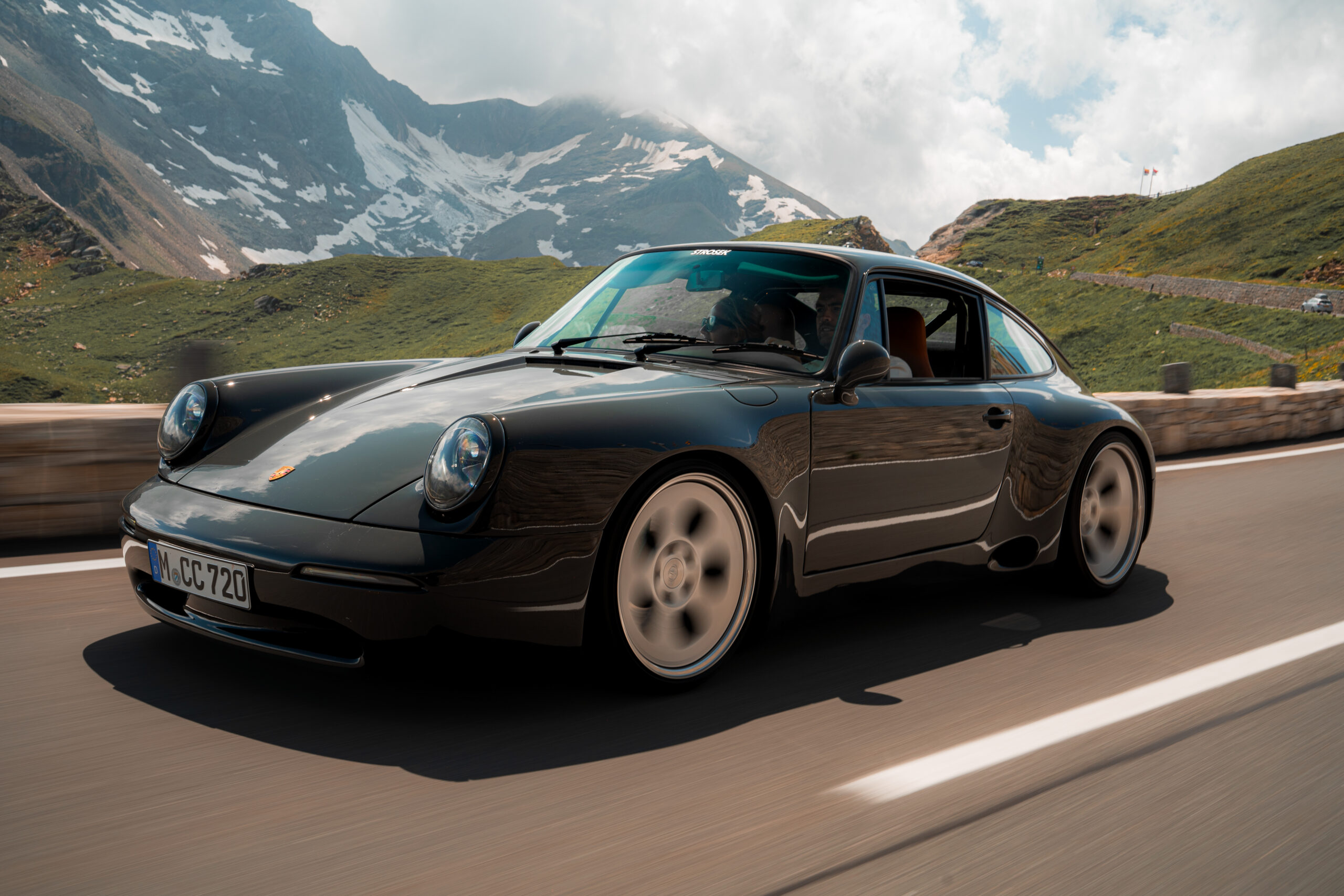 Automobilfotografie Strosek Porsche am Großglockner, hochwertige Fahrzeugfotografie TMC Media