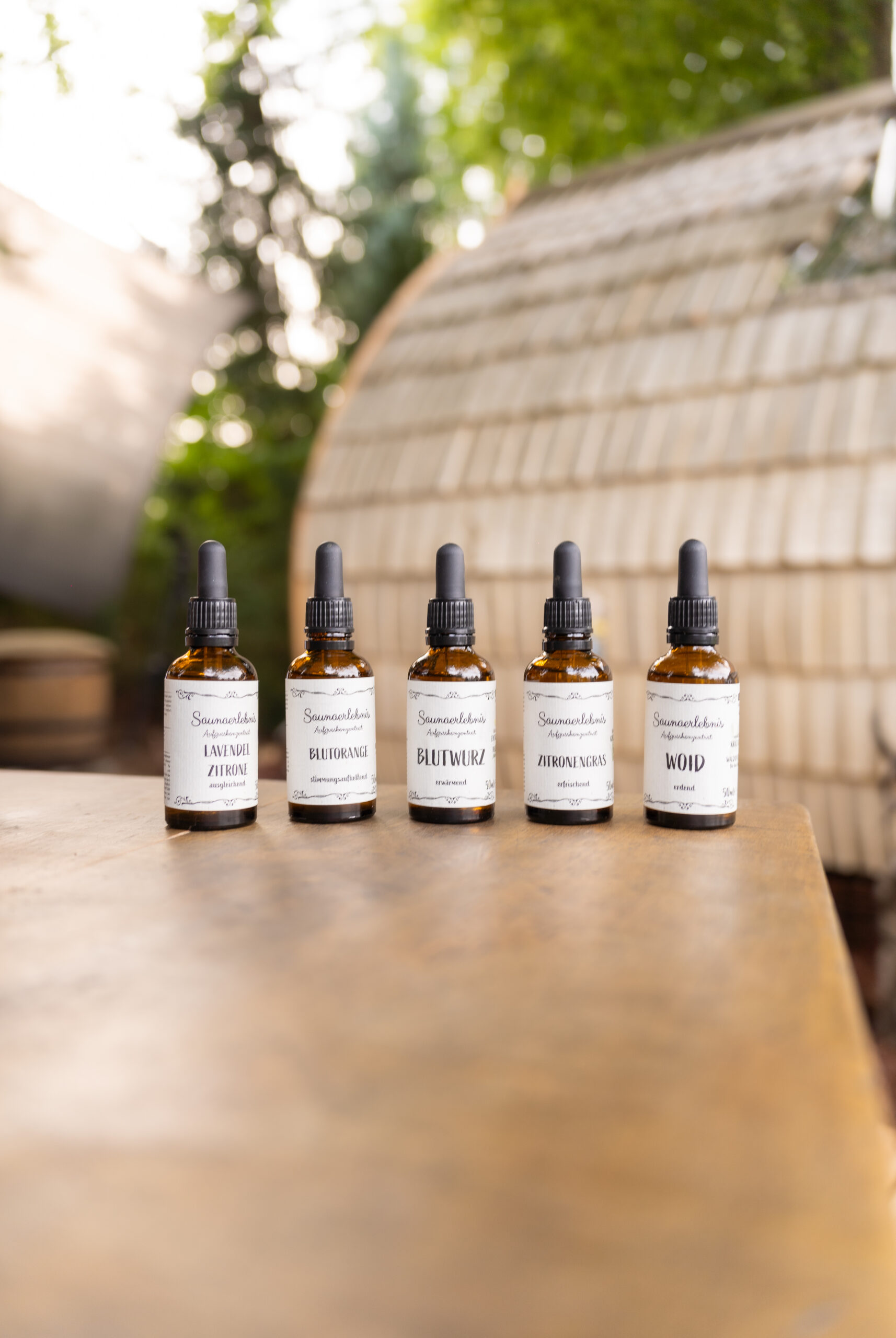 Produktfotografie von verschiedenen Sauna Ölen, hochwertige Produktaufnahmen TMC Media, Burgau, Landkreis Günzburg