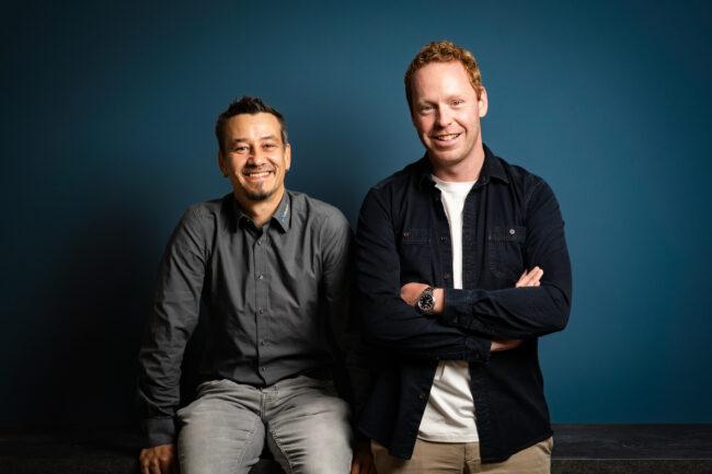 Mitarbeiterportrait von zwei Tronex Mitarbeitern, Businessfotografie TMC Media, Günzburg, Landkreis Günzburg